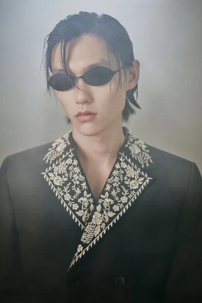 Look 26